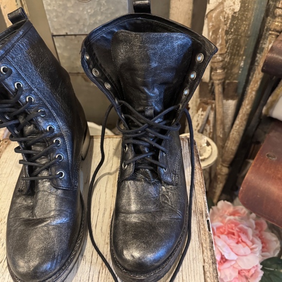 FRYE BOOT | LACE UP | COMBAT TYLER MOTO | BLK LEATHER SILVER METALLIC | VERONICA - Picture 12 of 15